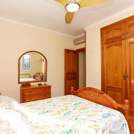 024 Olivera Villa *